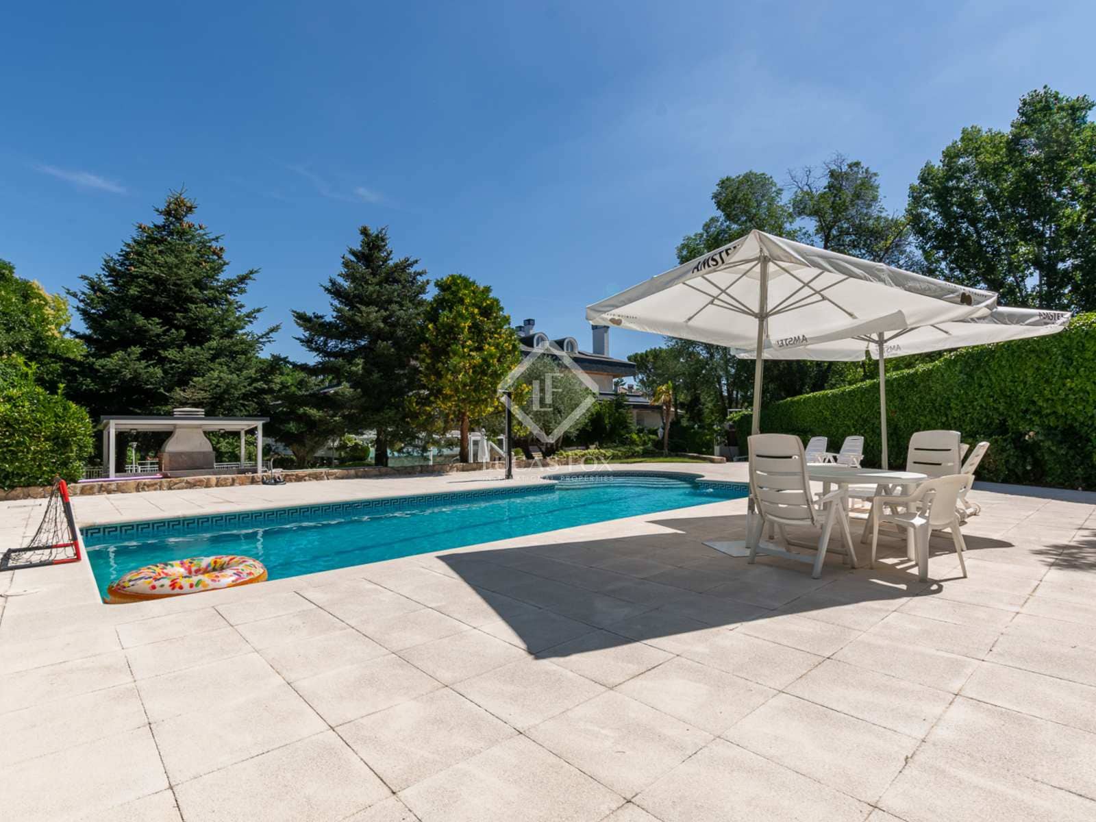 9 quarto Moradia para venda em Pozuelo de Alarcon com piscina - 3 950 000 € (Ref: 7726821)