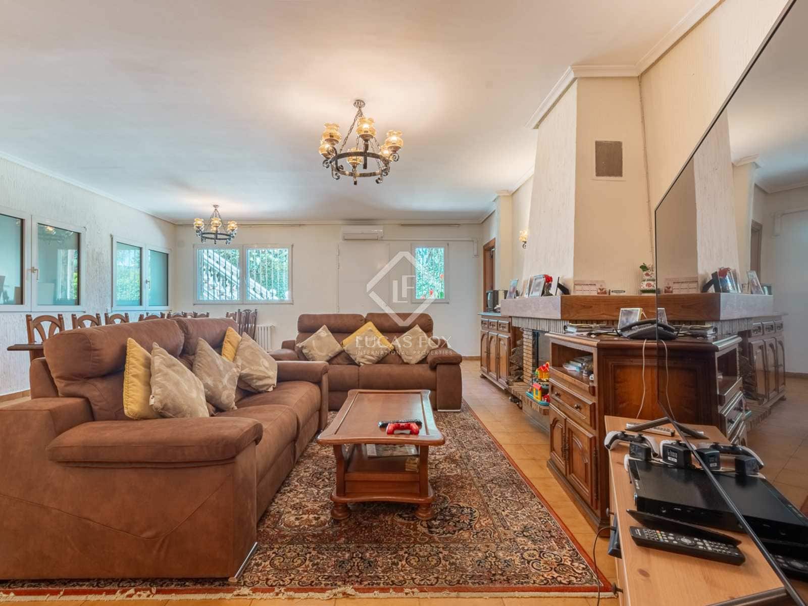 9 quarto Moradia para venda em Pozuelo de Alarcon com piscina - 3 950 000 € (Ref: 7726821)