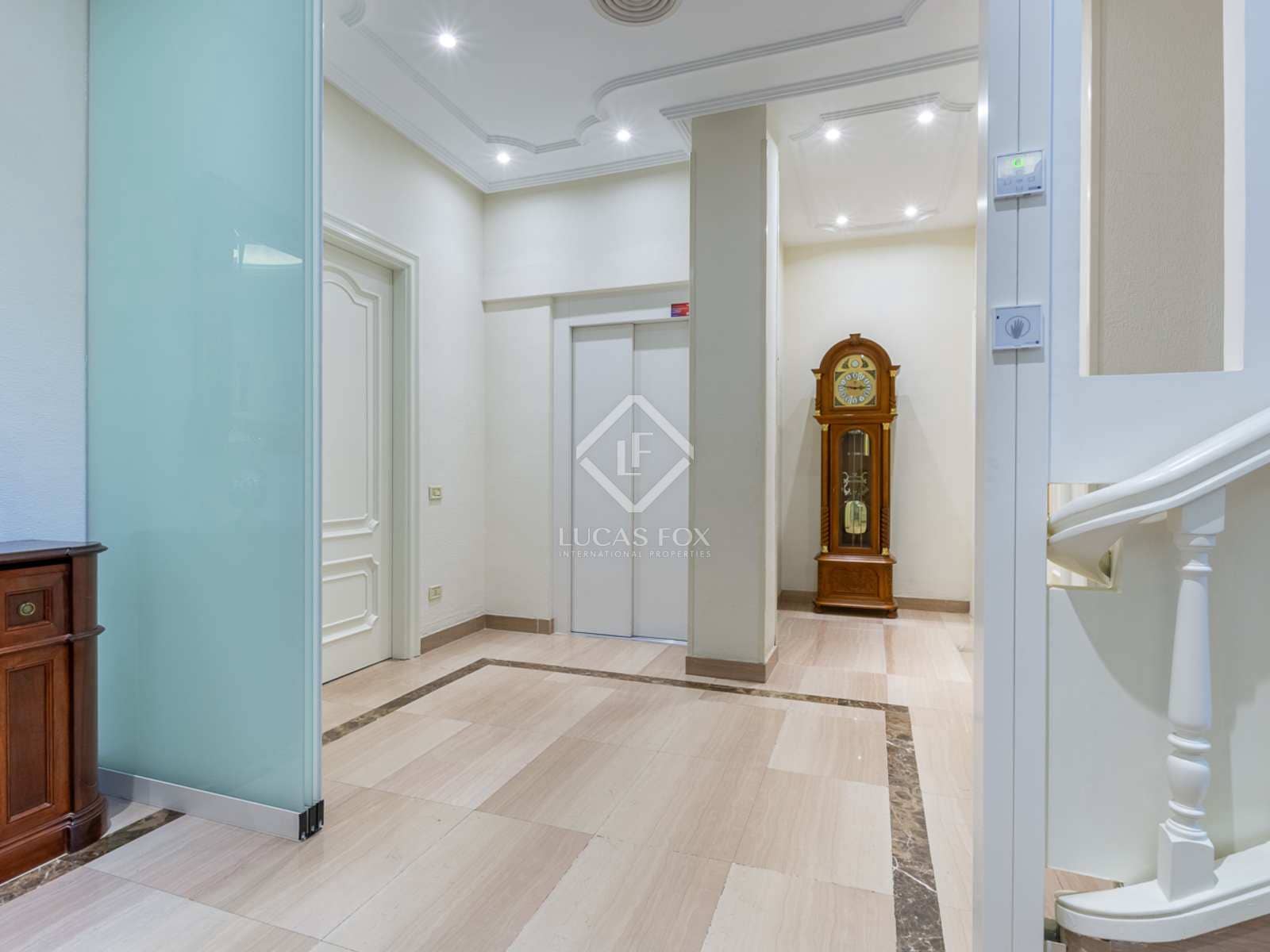 9 quarto Moradia para venda em Pozuelo de Alarcon com piscina - 3 950 000 € (Ref: 7726821)