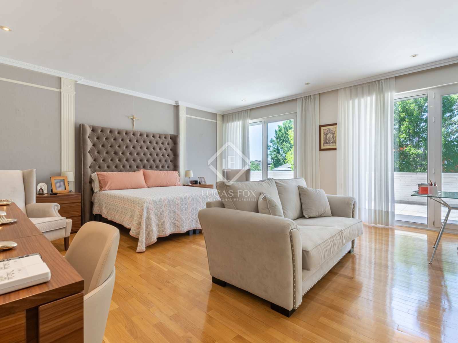 9 quarto Moradia para venda em Pozuelo de Alarcon com piscina - 3 950 000 € (Ref: 7726821)