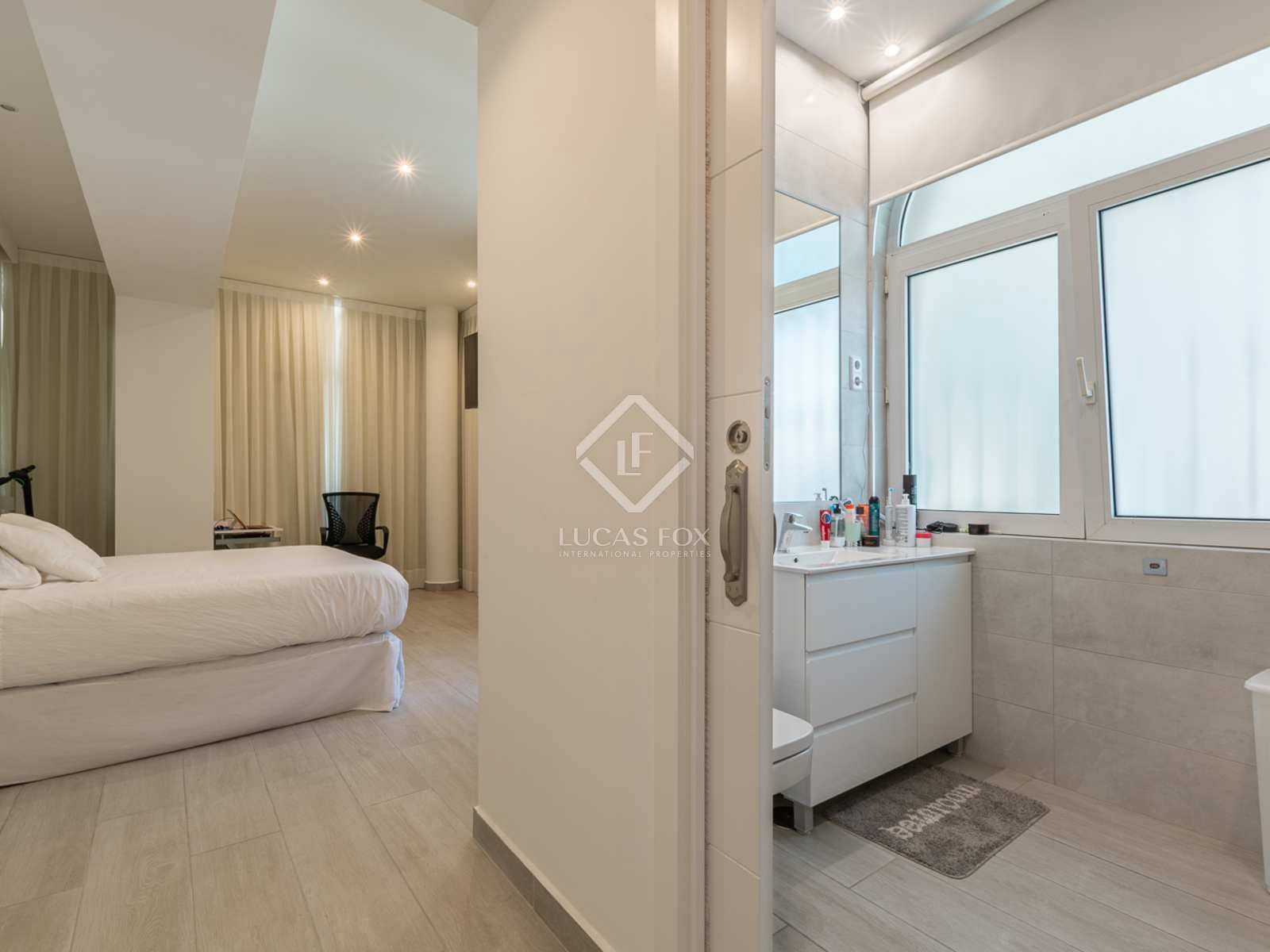 9 quarto Moradia para venda em Pozuelo de Alarcon com piscina - 3 950 000 € (Ref: 7726821)