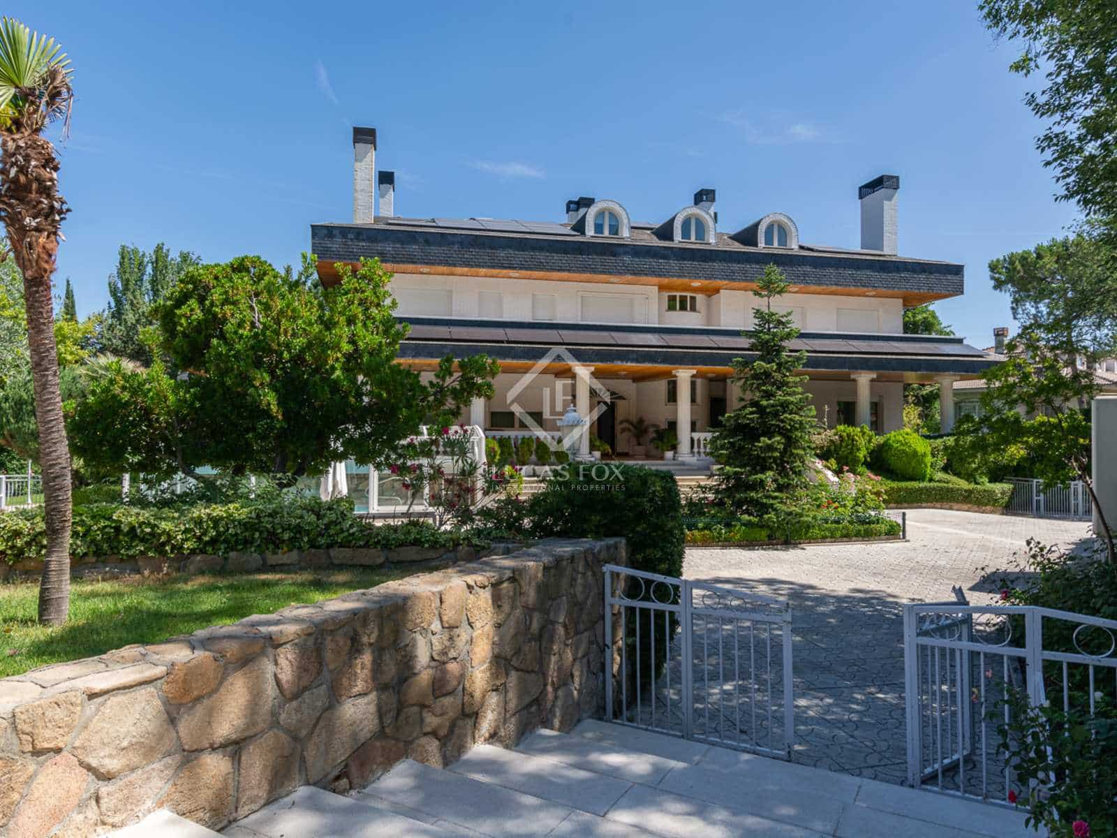 9 quarto Moradia para venda em Pozuelo de Alarcon com piscina - 3 950 000 € (Ref: 7726821)