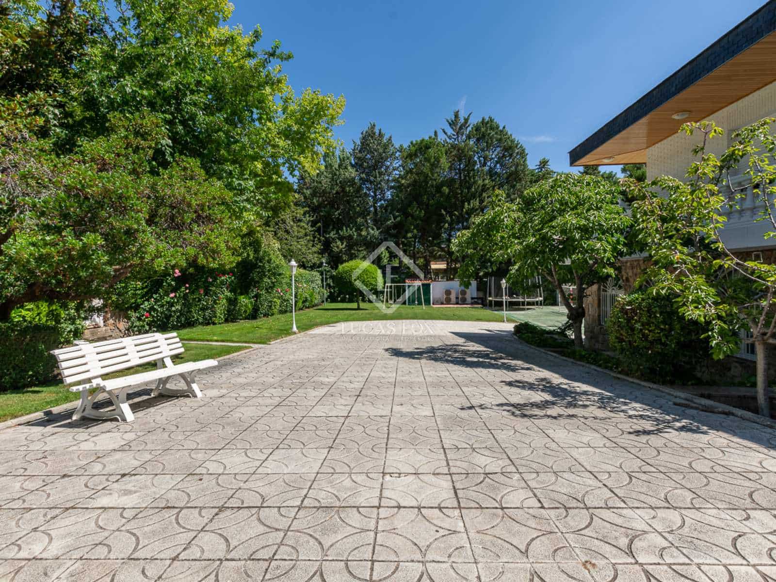 9 quarto Moradia para venda em Pozuelo de Alarcon com piscina - 3 950 000 € (Ref: 7726821)