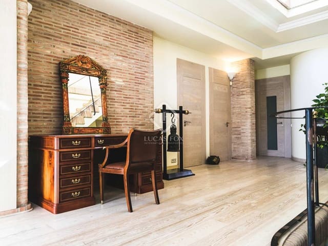 6 camera da letto Villa da affittare in Godella con piscina garage - 5.500 € (Rif: 7726828)