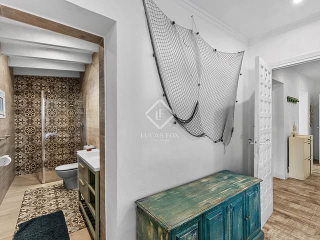 5 bedroom Villa for sale in Calpe / Calp with pool garage - € 635,000 (Ref: 7730492)