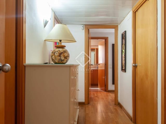 Apartamento de 3 habitaciones en Castelldefels en venta con piscina garaje - 657.510 € (Ref: 7730496)