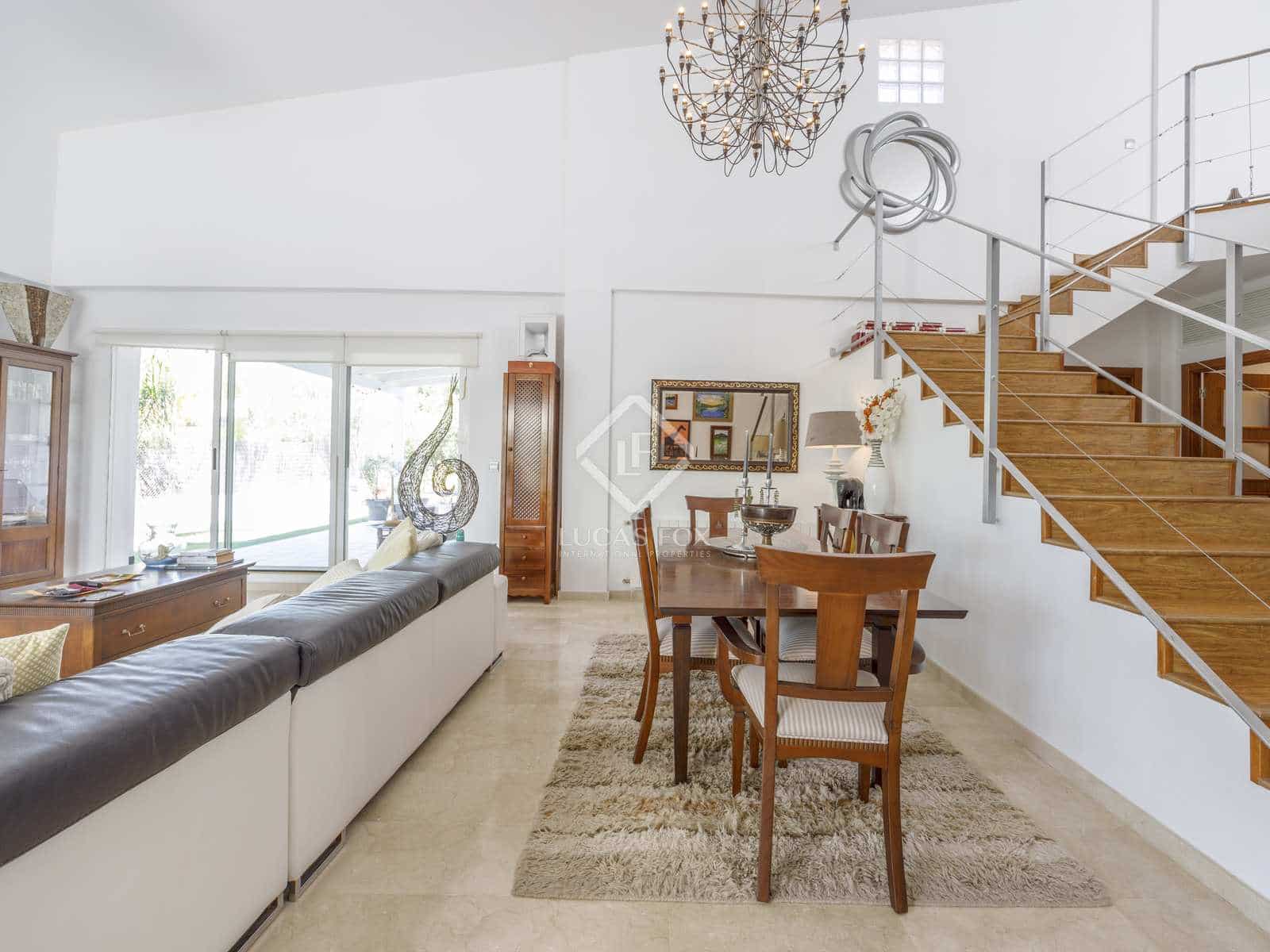 4 soveværelse Villa til salg i Betera med swimmingpool garage - € 849.000 (Ref: 7730499)