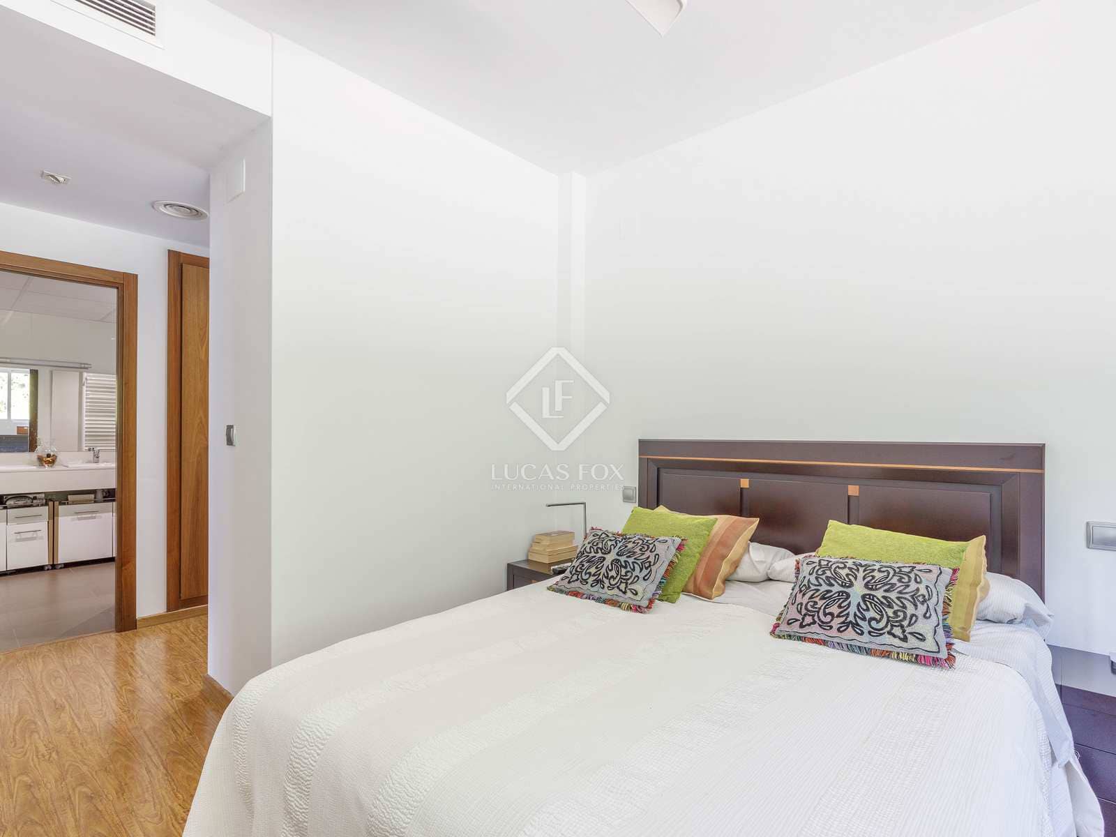 4 soveværelse Villa til salg i Betera med swimmingpool garage - € 849.000 (Ref: 7730499)