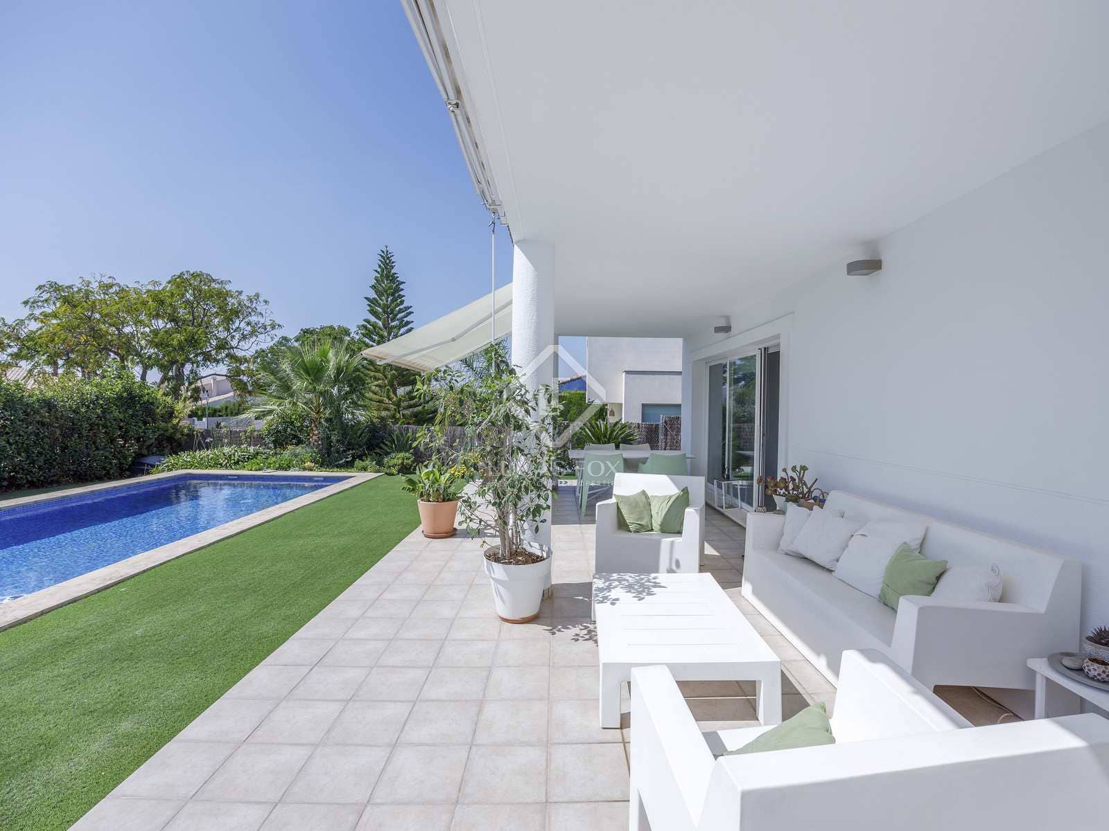 4 soveværelse Villa til salg i Betera med swimmingpool garage - € 849.000 (Ref: 7730499)