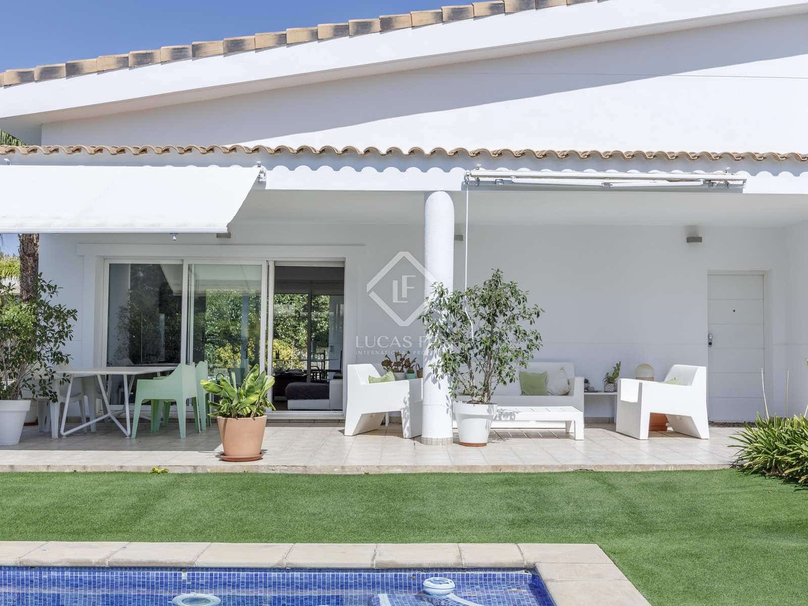 4 soveværelse Villa til salg i Betera med swimmingpool garage - € 849.000 (Ref: 7730499)