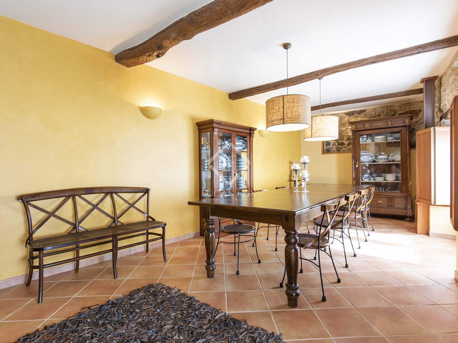 4 soveværelse Villa til salg i Celanova med garage - € 660.000 (Ref: 7731738)