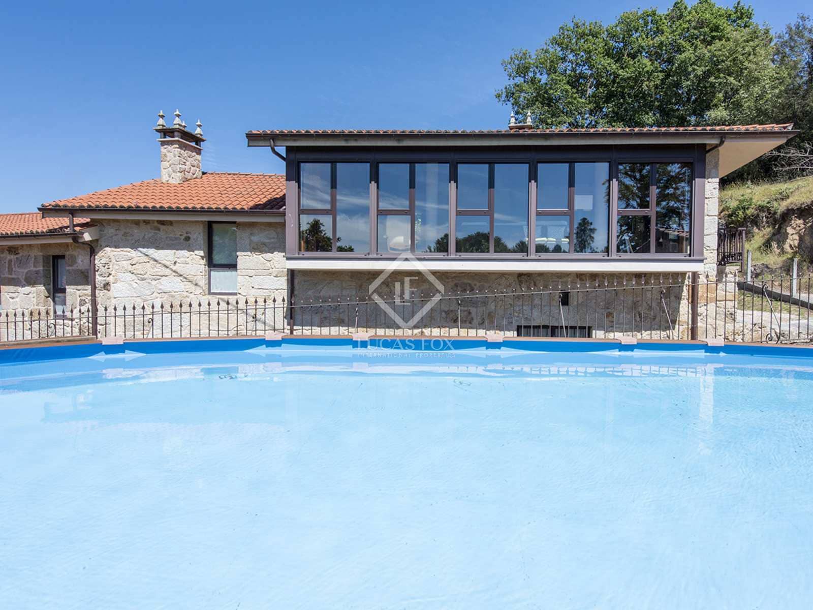 4 soveværelse Villa til salg i Celanova med garage - € 660.000 (Ref: 7731738)