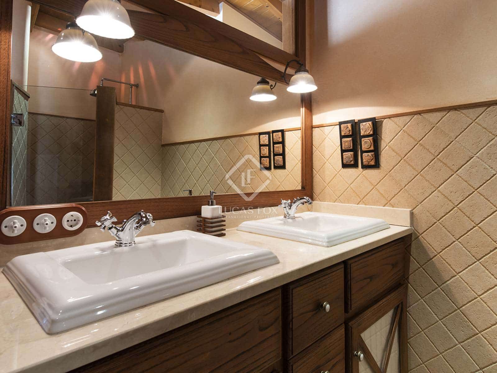 4 soveværelse Villa til salg i Celanova med garage - € 660.000 (Ref: 7731738)