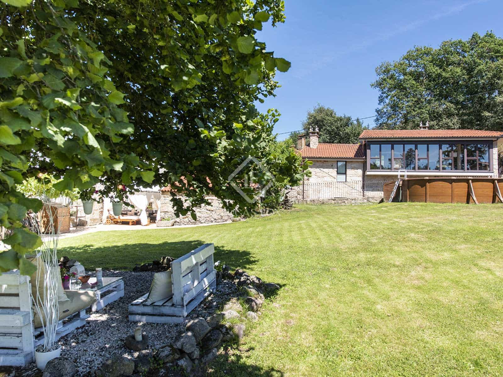 4 soveværelse Villa til salg i Celanova med garage - € 660.000 (Ref: 7731738)