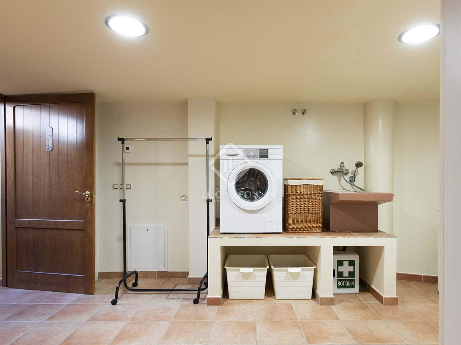 4 soveværelse Villa til salg i Celanova med garage - € 660.000 (Ref: 7731738)