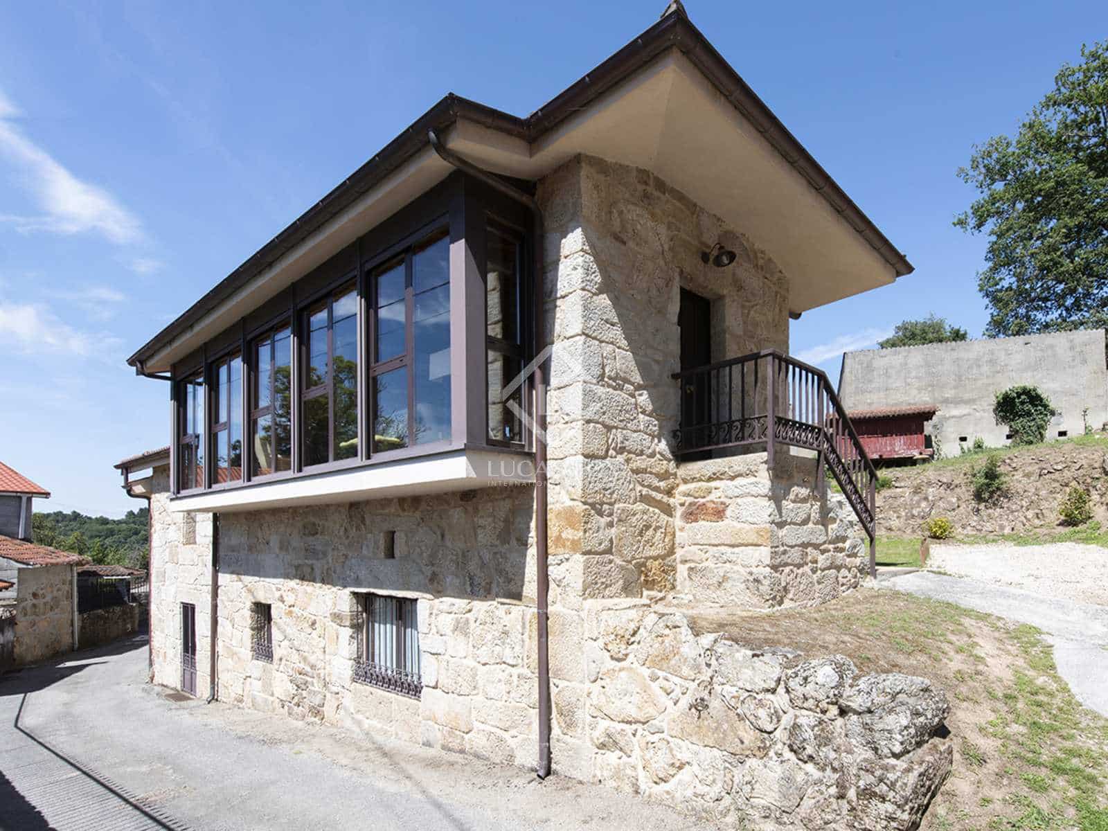 4 soveværelse Villa til salg i Celanova med garage - € 660.000 (Ref: 7731738)