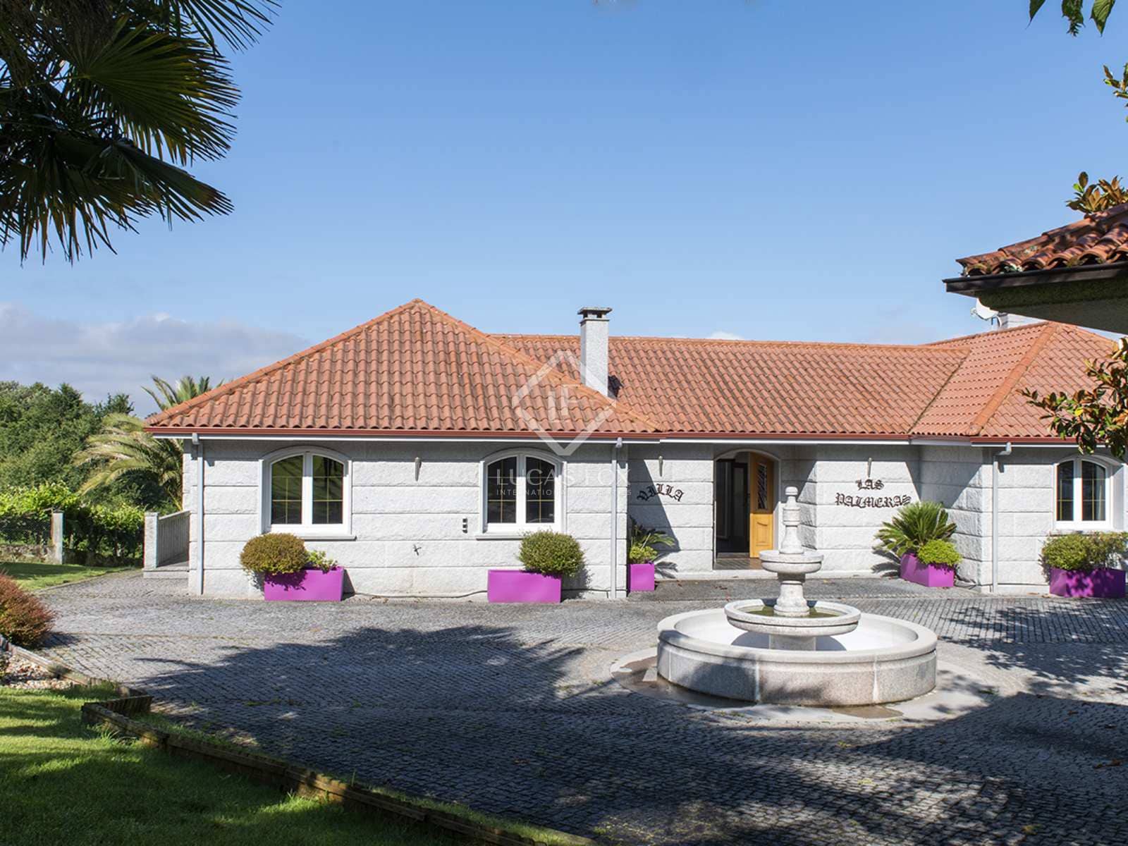 4 soveværelse Villa til salg i Nogueira de Ramuin med swimmingpool garage - € 940.000 (Ref: 7731739)