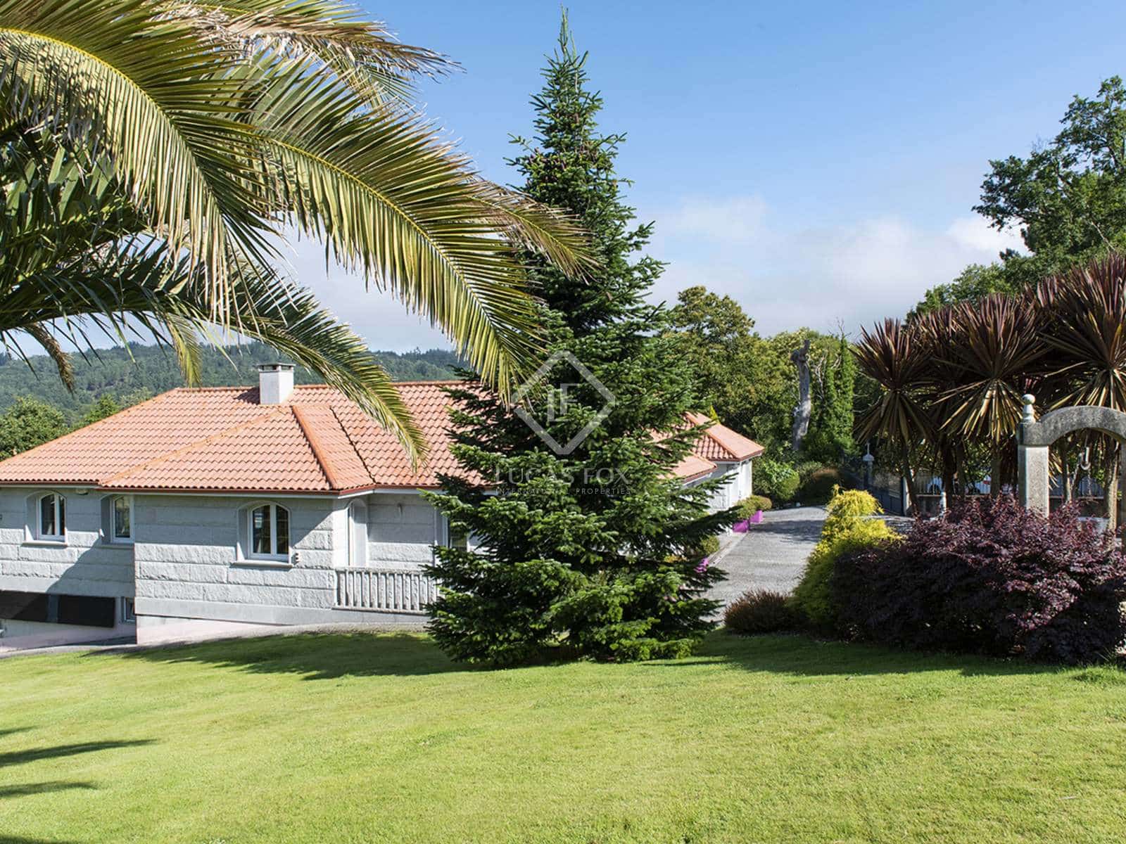 4 soveværelse Villa til salg i Nogueira de Ramuin med swimmingpool garage - € 940.000 (Ref: 7731739)