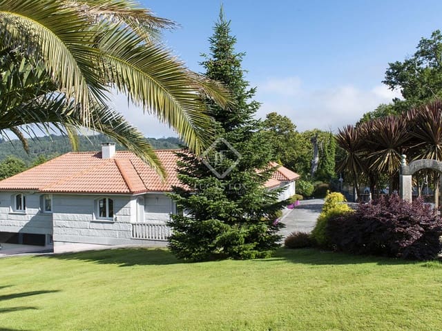 4 soveværelse Villa til salg i Nogueira de Ramuín med swimmingpool garage - € 940.000 (Ref: 7731739)