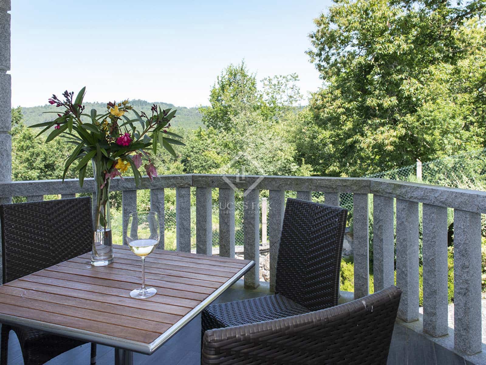 4 soveværelse Villa til salg i Nogueira de Ramuin med swimmingpool garage - € 940.000 (Ref: 7731739)