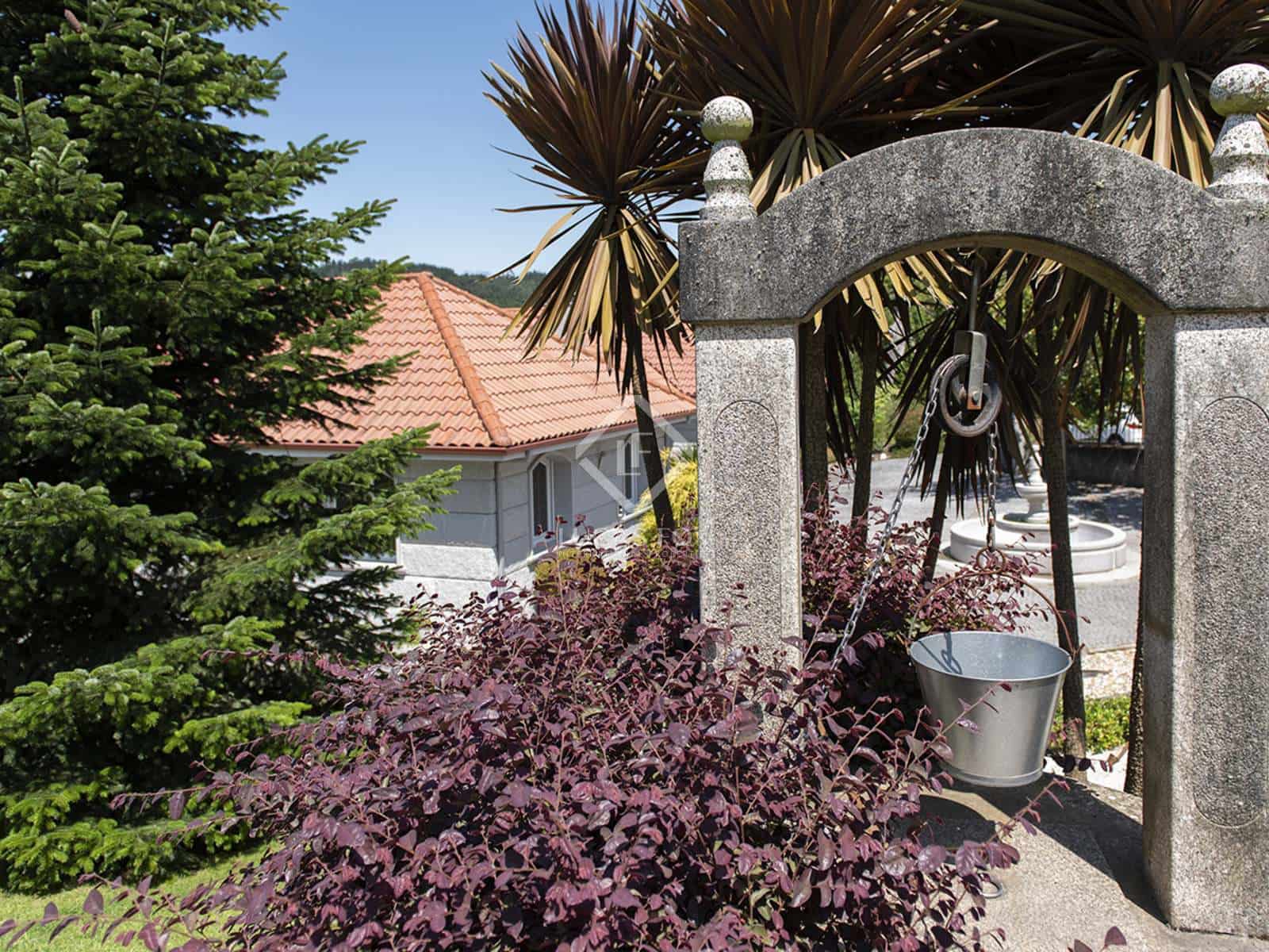 4 soveværelse Villa til salg i Nogueira de Ramuin med swimmingpool garage - € 940.000 (Ref: 7731739)