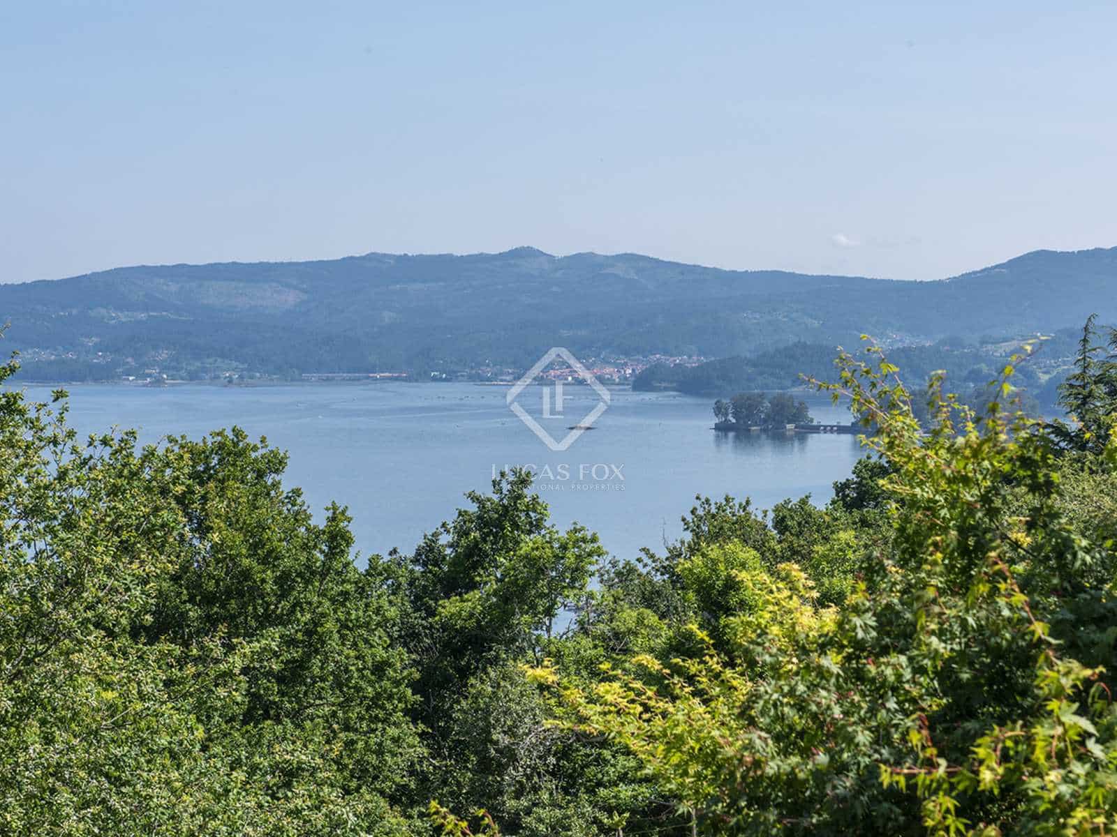 4 makuuhuone Huvila myytävänä paikassa Redondela mukana 
autotalli - 550 000 € (Ref: 7731741)