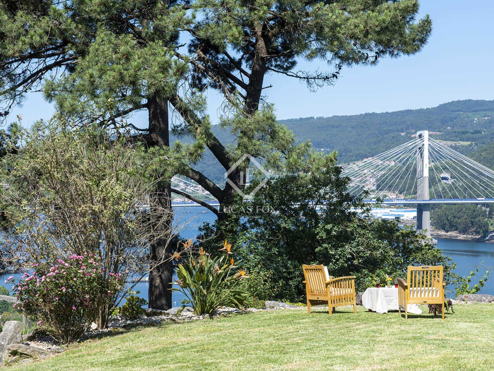 4 makuuhuone Huvila myytävänä paikassa Redondela mukana 
autotalli - 550 000 € (Ref: 7731741)