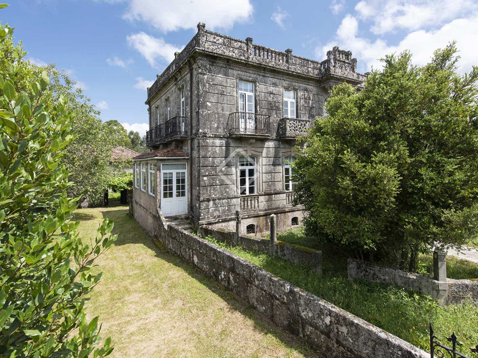 9 soveværelse Finca/Landehus til salg i Pazos de Borben med garage - € 750.000 (Ref: 7731743)