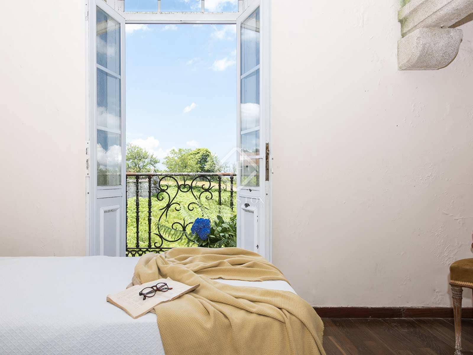 9 soveværelse Finca/Landehus til salg i Pazos de Borben med garage - € 750.000 (Ref: 7731743)