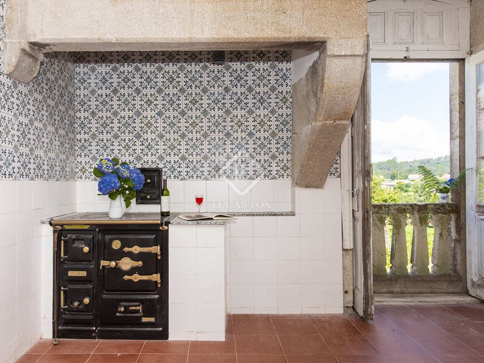 9 soveværelse Finca/Landehus til salg i Pazos de Borben med garage - € 750.000 (Ref: 7731743)