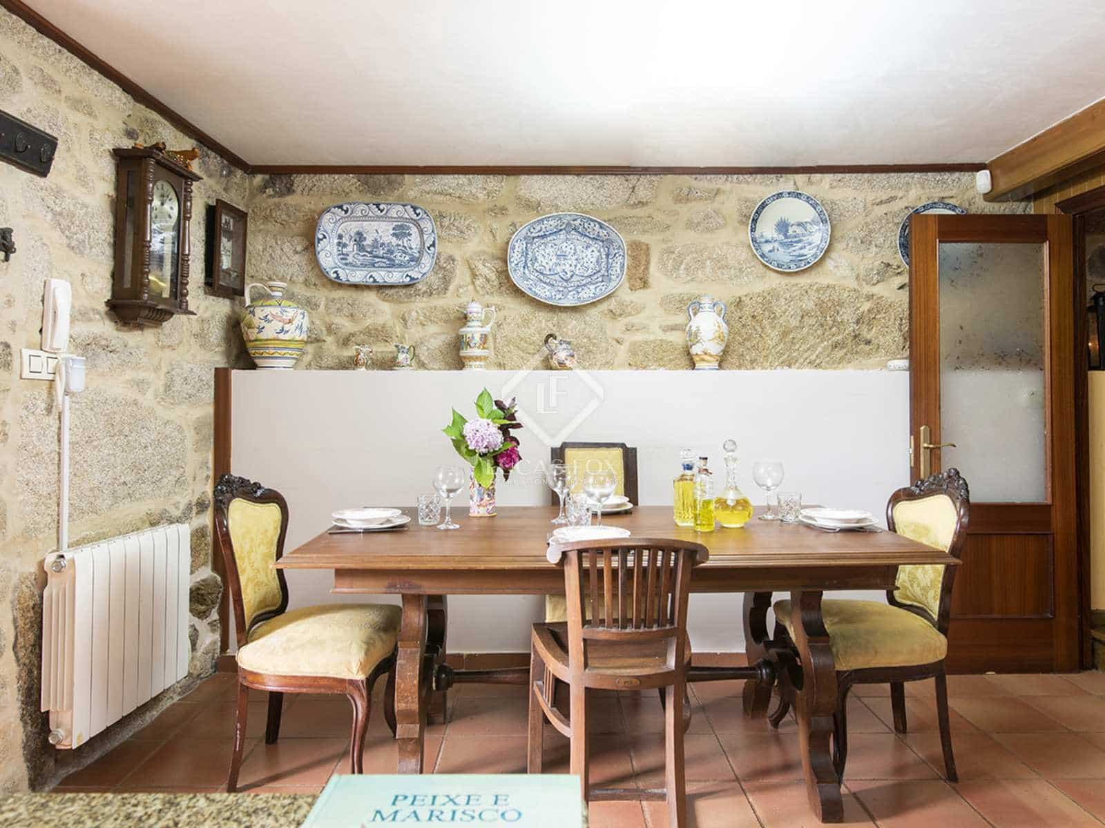 3 soveværelse Villa til salg i Mondariz med swimmingpool garage - € 425.000 (Ref: 7731746)