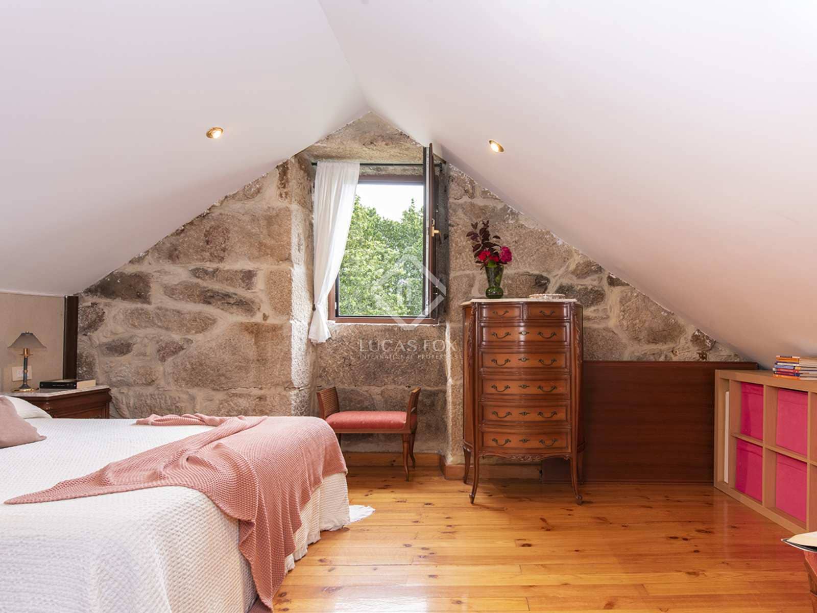 3 soveværelse Villa til salg i Mondariz med swimmingpool garage - € 425.000 (Ref: 7731746)