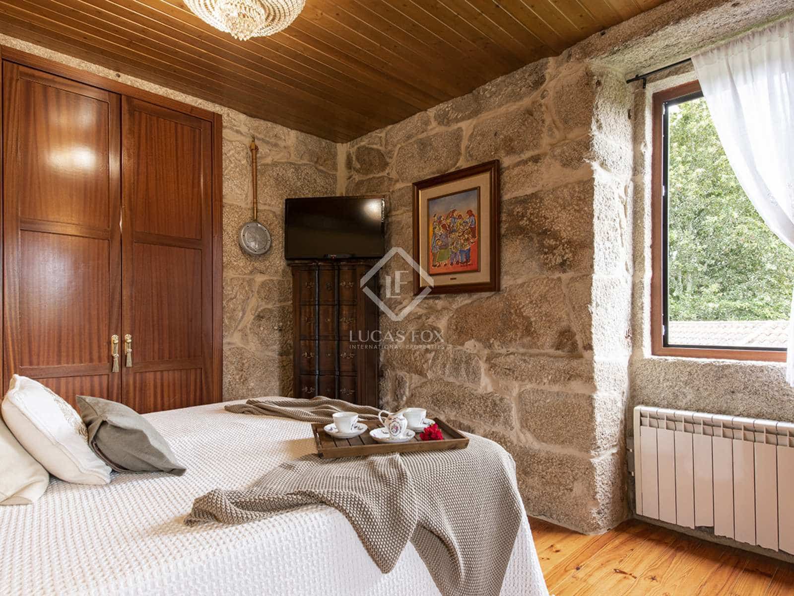 3 soveværelse Villa til salg i Mondariz med swimmingpool garage - € 425.000 (Ref: 7731746)