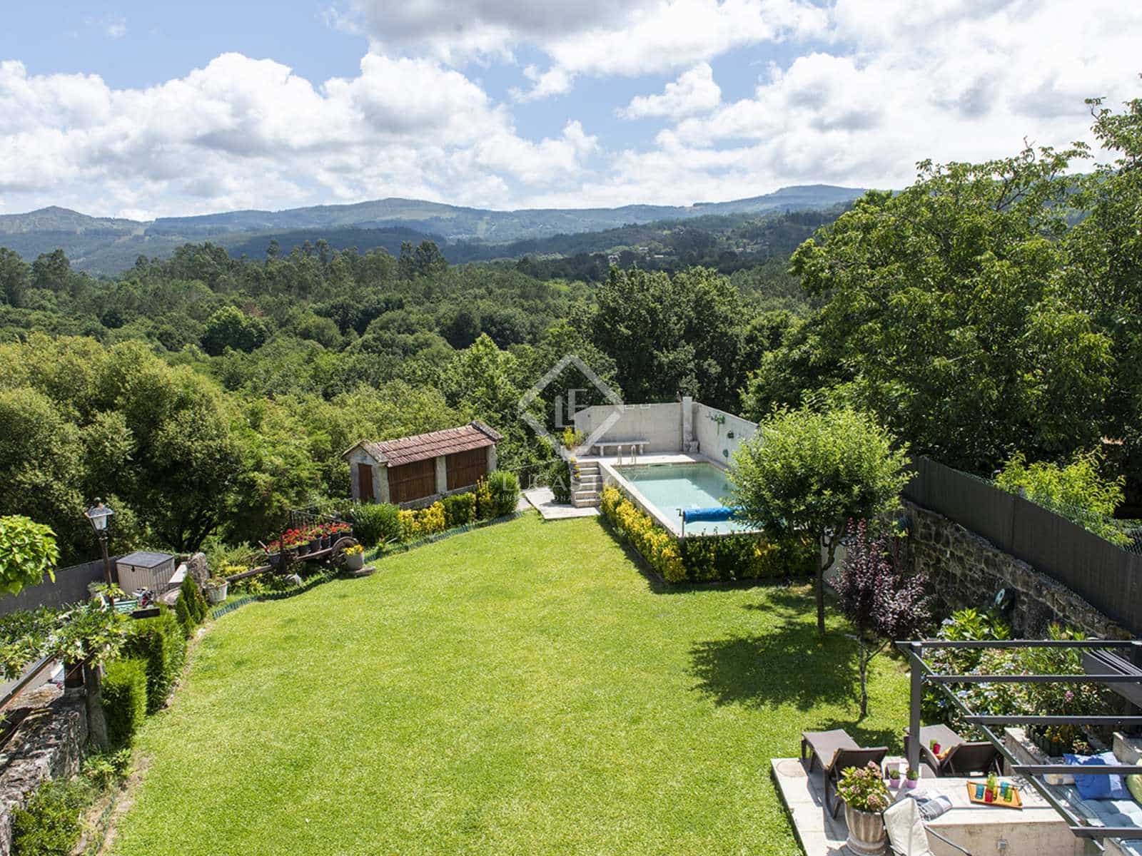 3 soveværelse Villa til salg i Mondariz med swimmingpool garage - € 425.000 (Ref: 7731746)