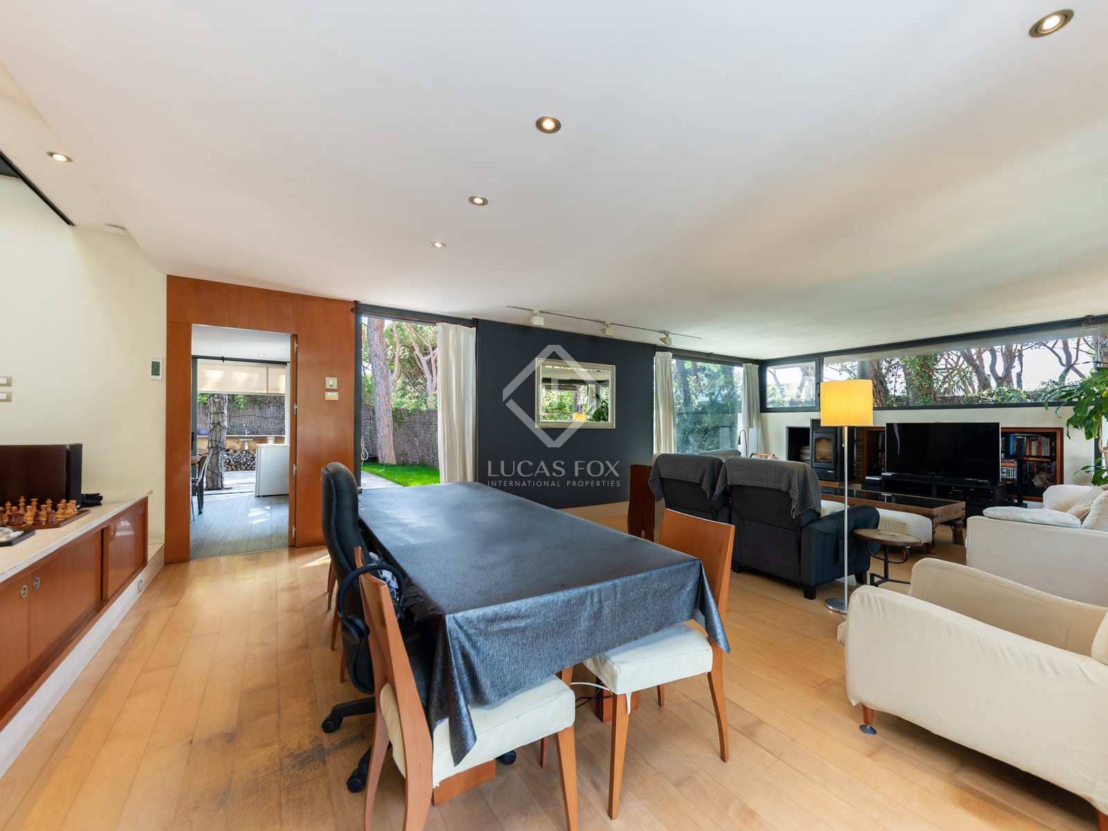 4 soveværelse Villa til salg i Gava med swimmingpool garage - € 3.790.000 (Ref: 7733441)