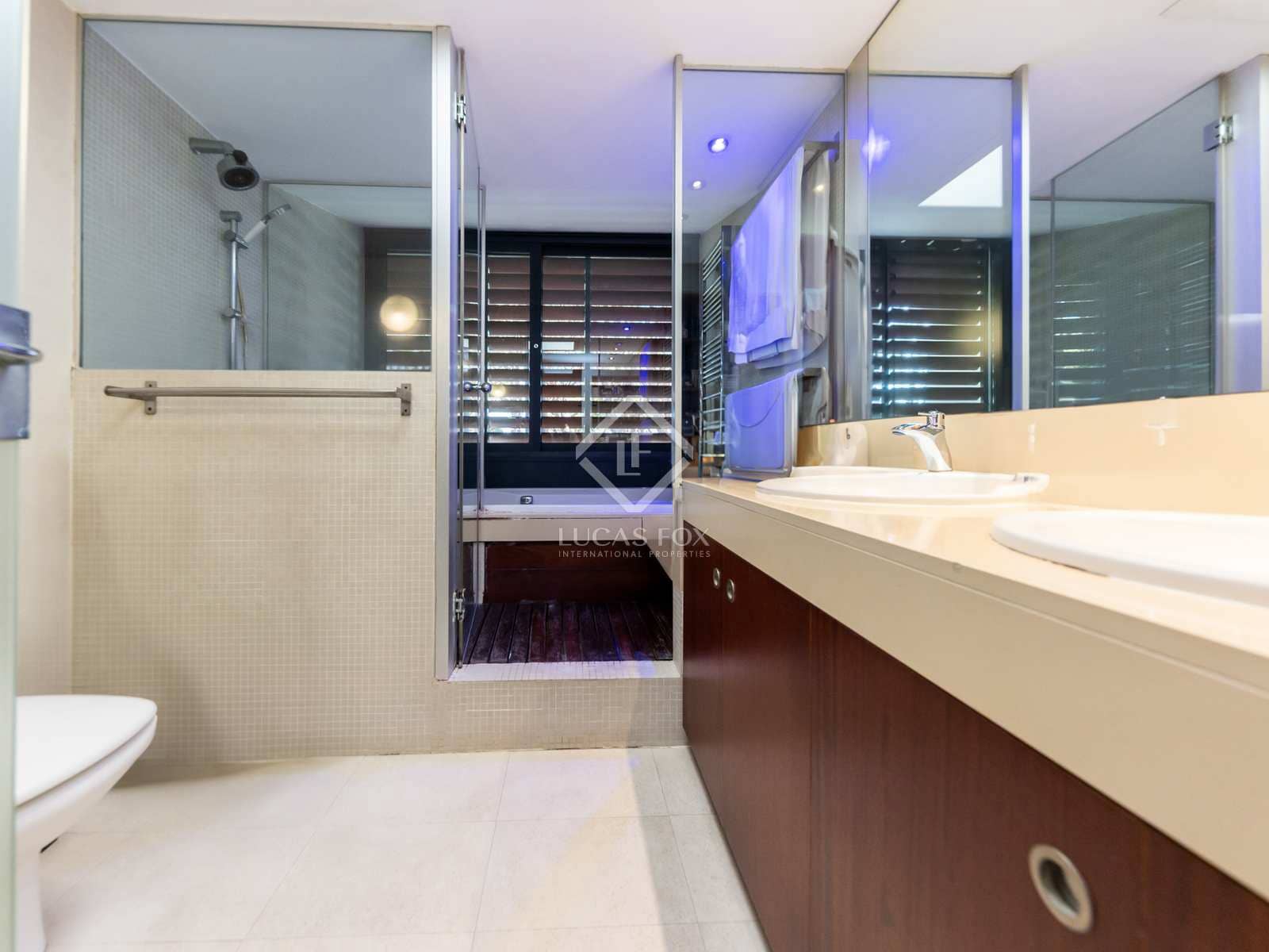 4 soveværelse Villa til salg i Gava med swimmingpool garage - € 3.790.000 (Ref: 7733441)