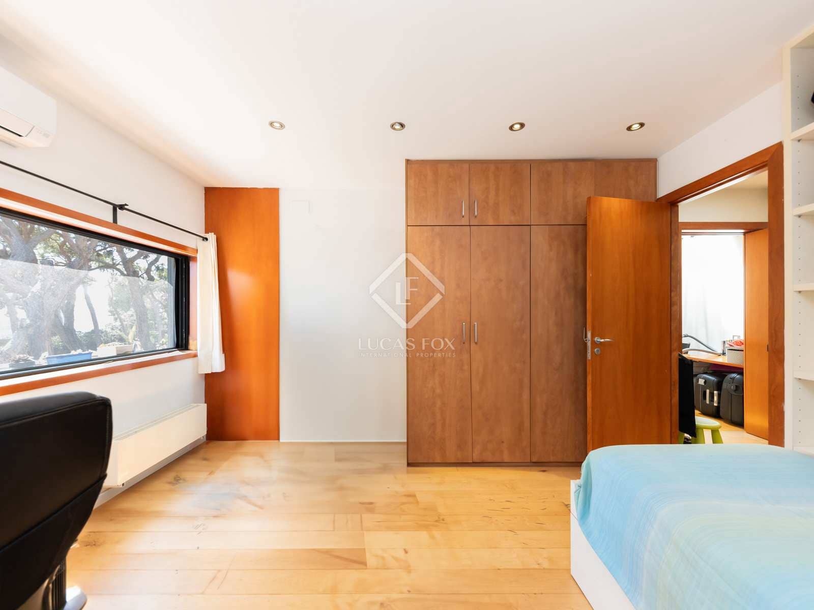 4 soveværelse Villa til salg i Gava med swimmingpool garage - € 3.790.000 (Ref: 7733441)