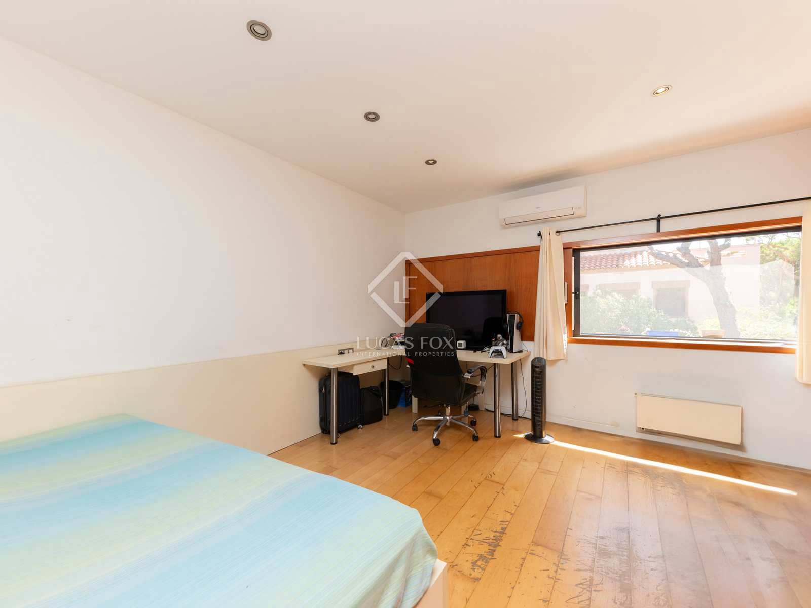 4 soveværelse Villa til salg i Gava med swimmingpool garage - € 3.790.000 (Ref: 7733441)