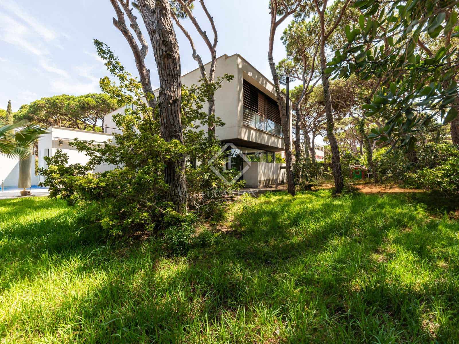 4 soveværelse Villa til salg i Gava med swimmingpool garage - € 3.790.000 (Ref: 7733441)