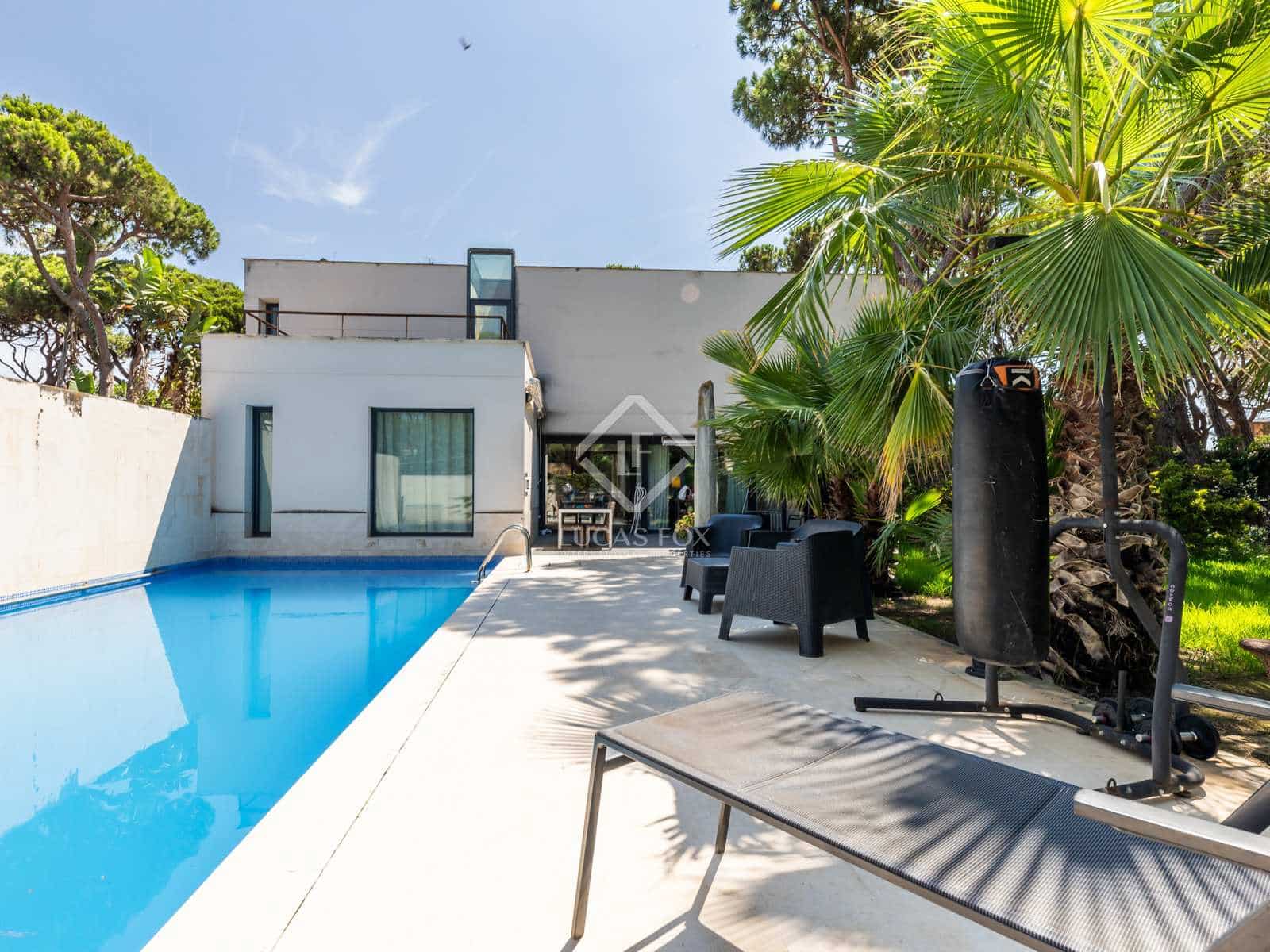 4 soveværelse Villa til salg i Gava med swimmingpool garage - € 3.790.000 (Ref: 7733441)