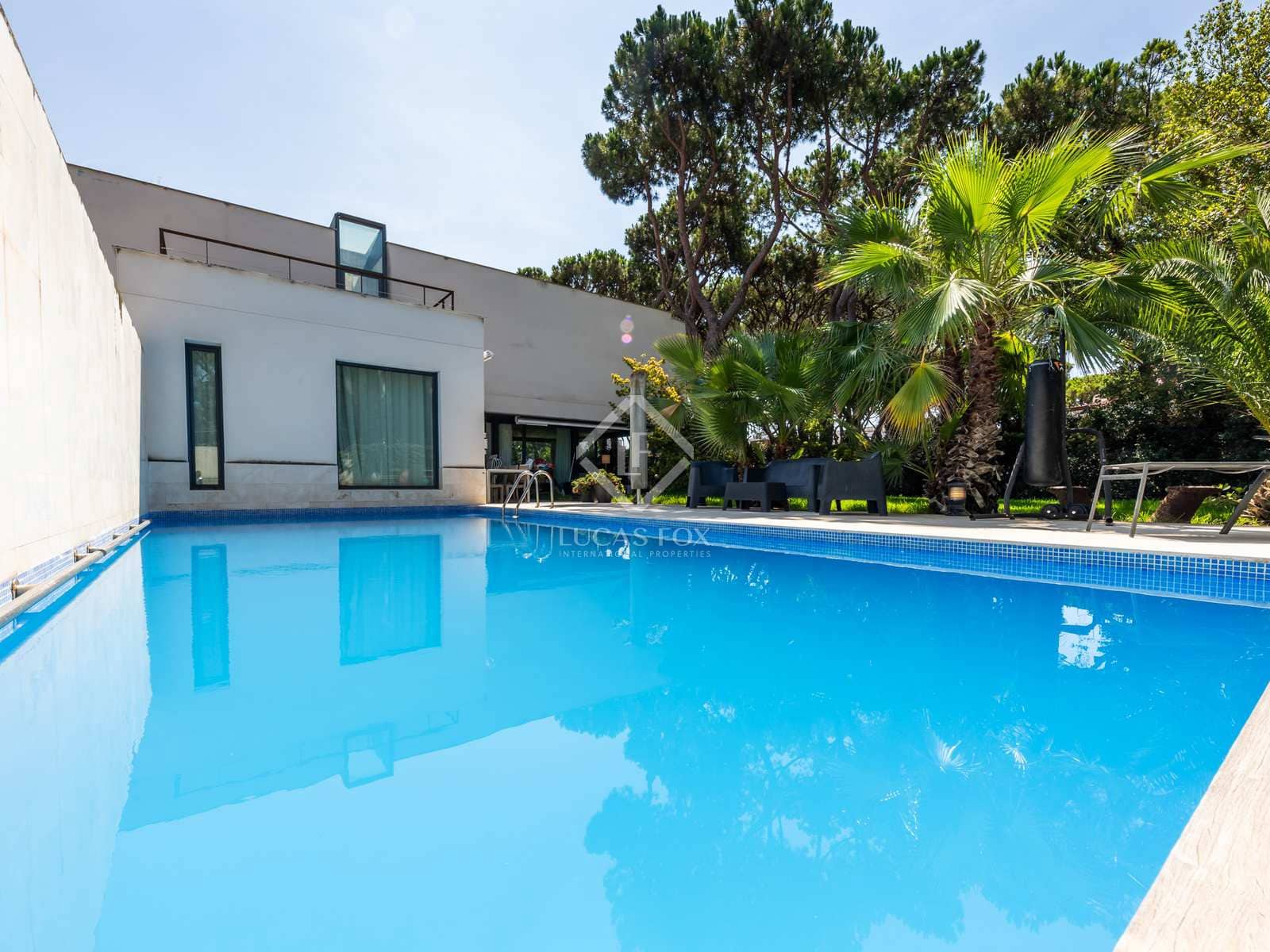 4 soveværelse Villa til salg i Gava med swimmingpool garage - € 3.790.000 (Ref: 7733441)