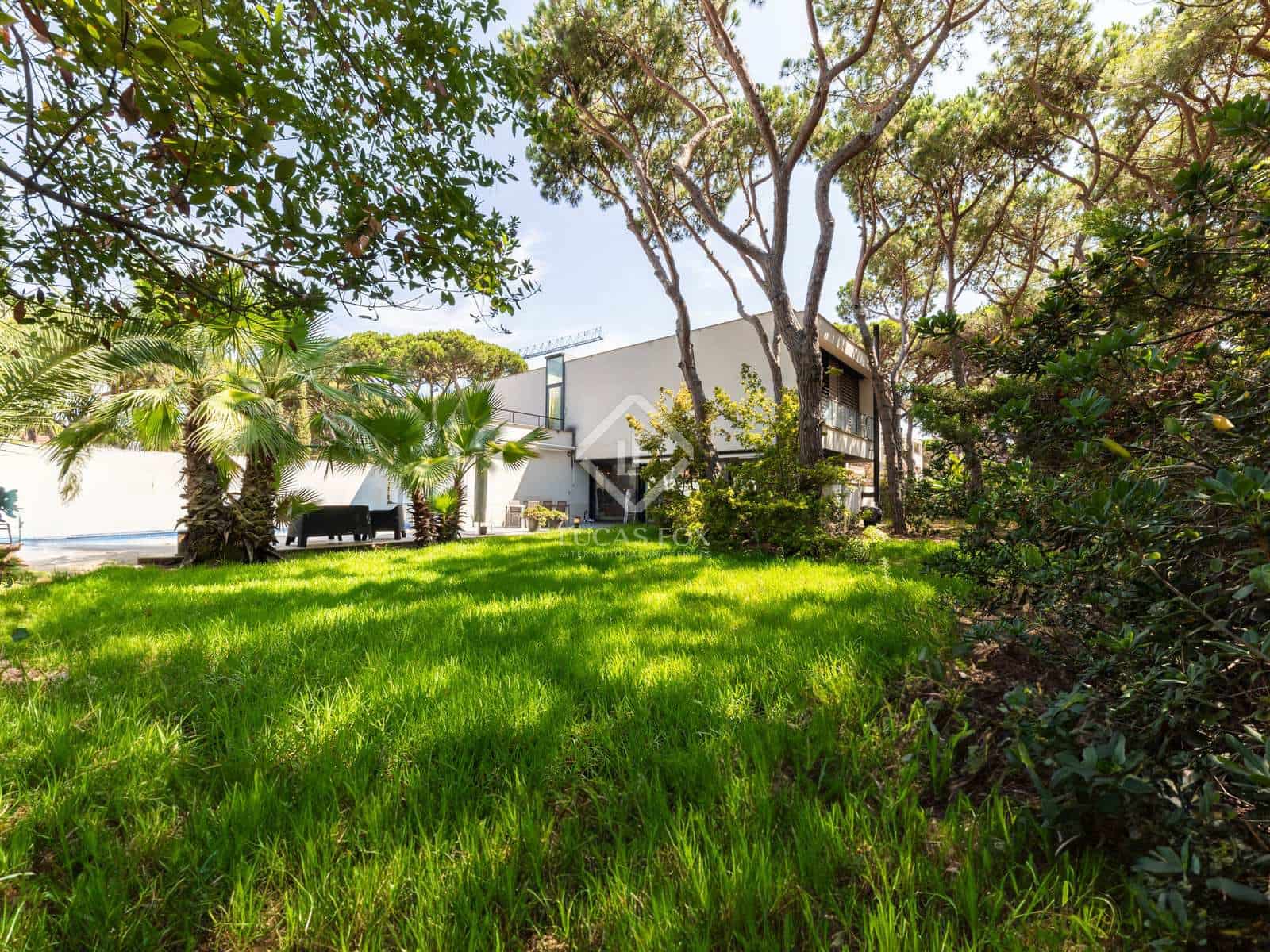 4 soveværelse Villa til salg i Gava med swimmingpool garage - € 3.790.000 (Ref: 7733441)