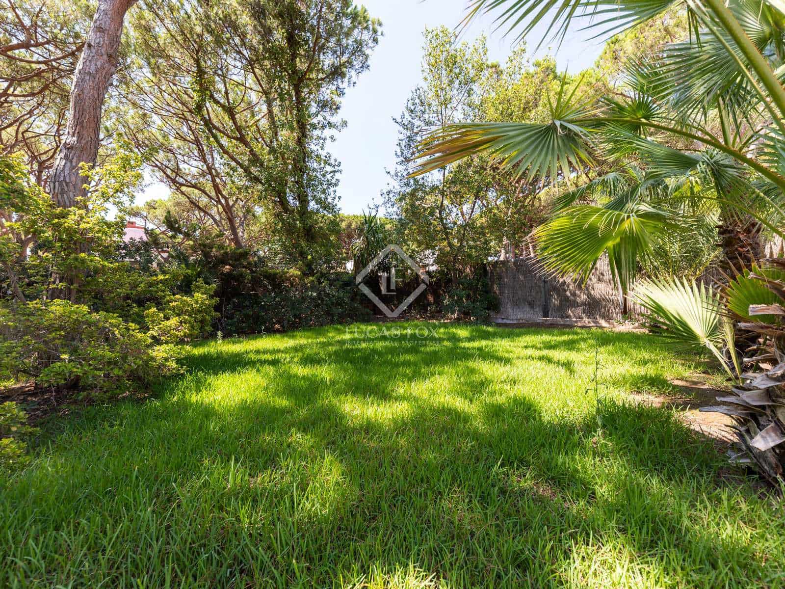 4 soveværelse Villa til salg i Gava med swimmingpool garage - € 3.790.000 (Ref: 7733441)