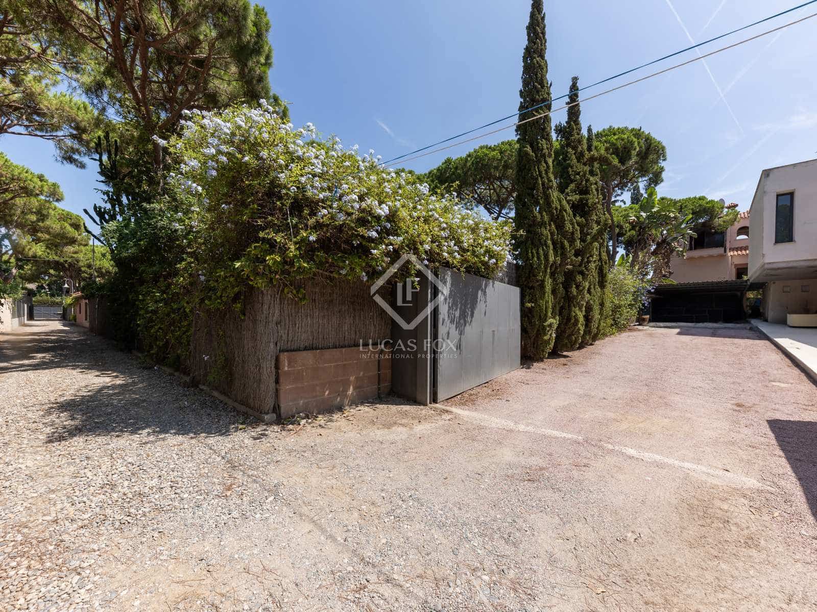 4 soveværelse Villa til salg i Gava med swimmingpool garage - € 3.790.000 (Ref: 7733441)