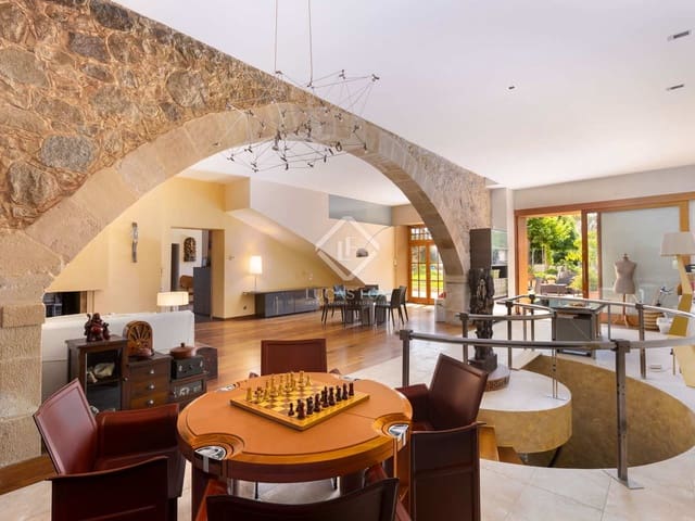 5 bedroom Villa for sale in Teià with garage - € 2,180,000 (Ref: 7736241)