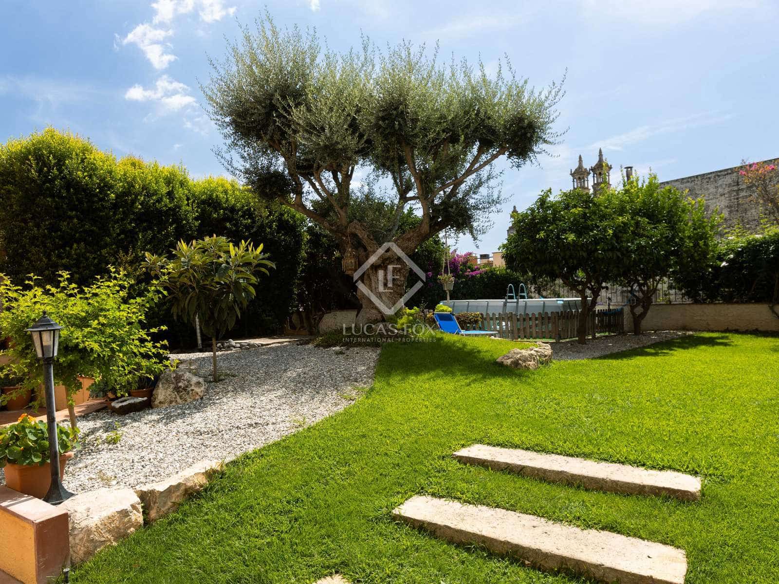 5 bedroom Villa for sale in Teia with garage - € 2,180,000 (Ref: 7736241)
