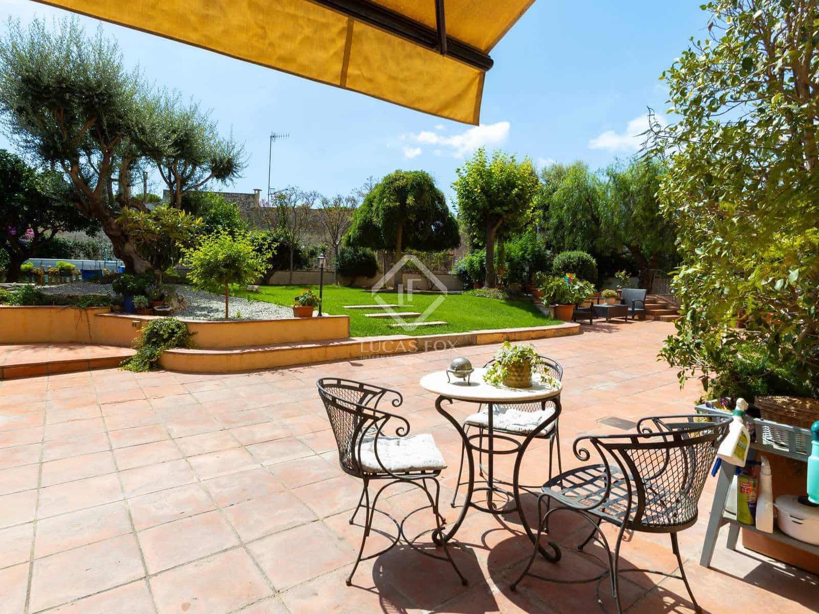 5 bedroom Villa for sale in Teia with garage - € 2,180,000 (Ref: 7736241)