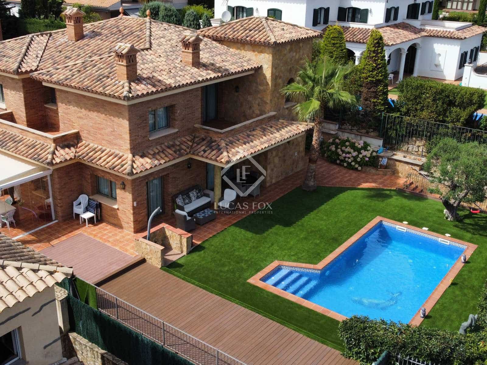 7 slaapkamer Villa te koop in Castell-Platja d'Aro met zwembad garage - € 1.590.000 (Ref: 7737225)