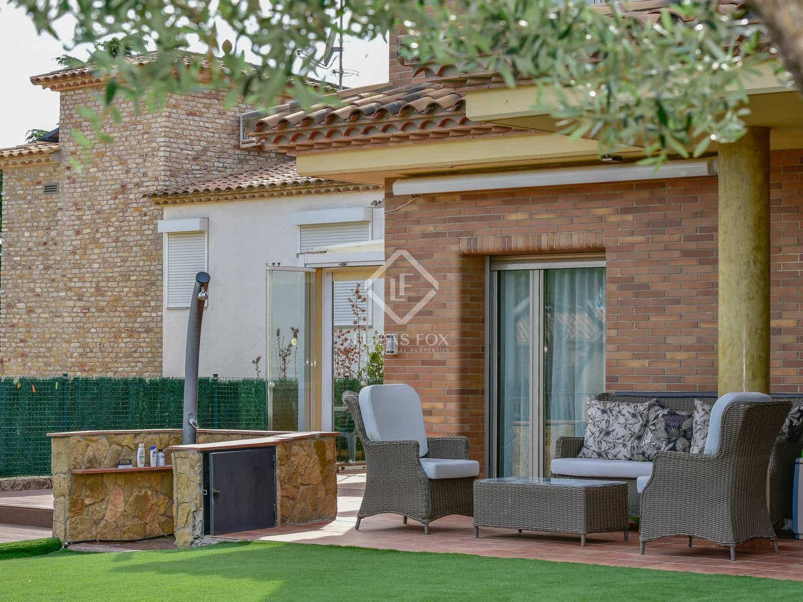 7 slaapkamer Villa te koop in Castell-Platja d'Aro met zwembad garage - € 1.590.000 (Ref: 7737225)