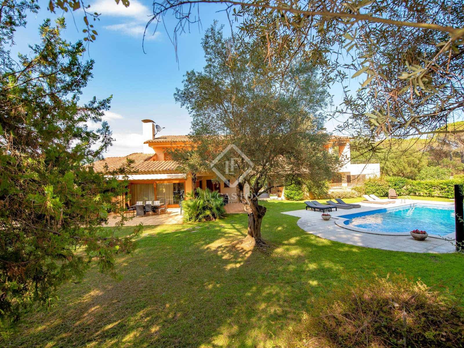 6 soveværelse Villa til salg i Santa Cristina d'Aro med swimmingpool garage - € 1.400.000 (Ref: 7738345)